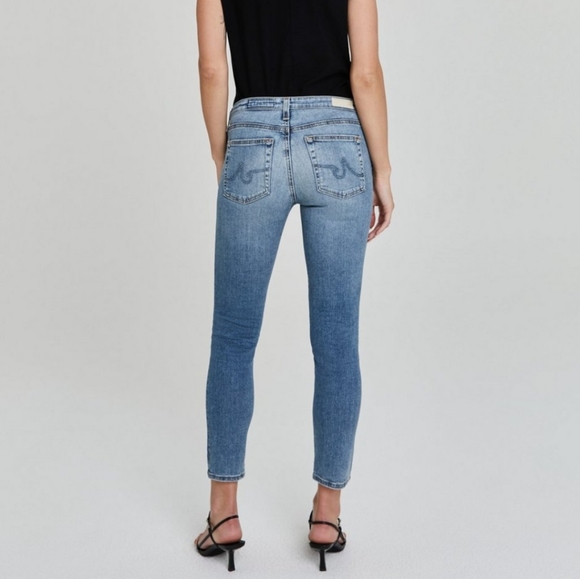 AG The Prima Cigarette Crop Distressed Light Wash Raw Hem Jeans Size 28 - Picture 4 of 8